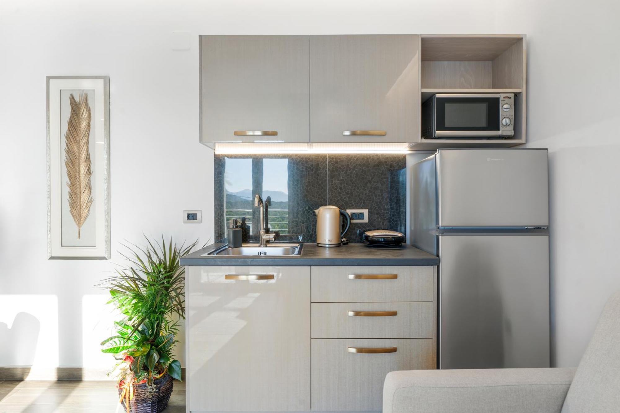 Frunze Luxury Apartments Nafplio Exterior photo